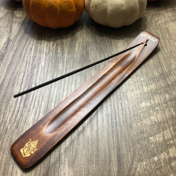 Gonesh Incense Holder and Incense Combo 🖤🍒⛩ - Picture 3 of 4